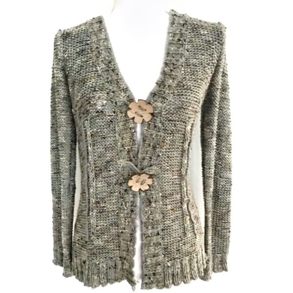 BCBGMaxAzria Sweaters - BCBGMaxAzria Boho Scalloped Edge Button Front Knit Cardigan Wood FlowerButton S